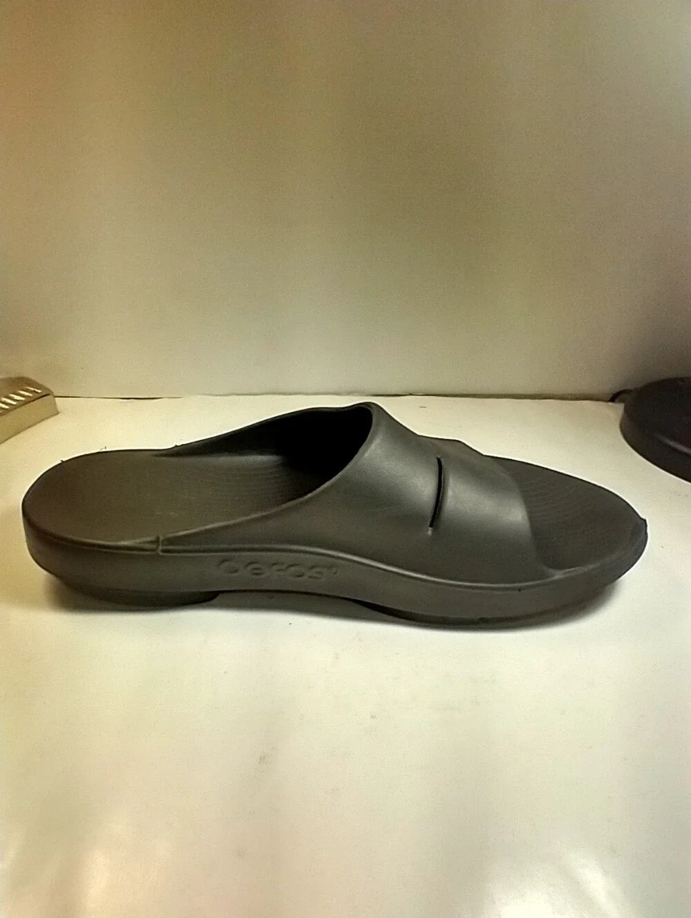 Oofos Ooahh Black Recovery Slide Comfort Sandals Men's sz 12.
